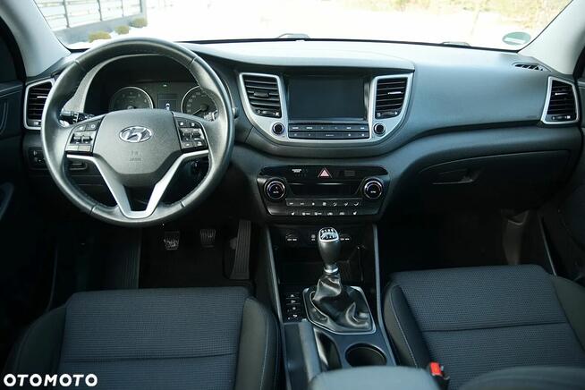 HYUNDAI TUCSON 1.6 Benzyna 132KM * Z Niemiec * BOGATY * NAVI Kielce - zdjęcie 4