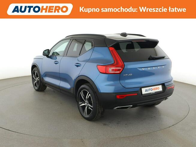 Volvo XC 40 R-Design T3 automat panorama PDC-kamera navi tempomat LED Warszawa - zdjęcie 4
