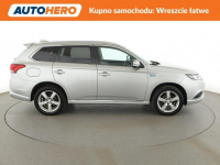 Mitsubishi Outlander 224KM PHEV 4x4 alcantara kamera tempomat Warszawa - zdjęcie 9