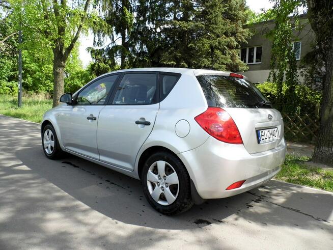 Kia Cee'd 1,4 klima Łódź - zdjęcie 4