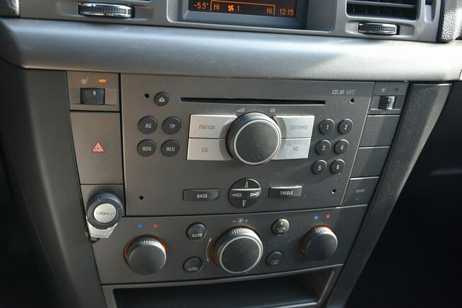 Opel Vectra 2.8 250KM Manual 2008r. Skóra TEMPOMAT Climatronic Kampinos - zdjęcie 9