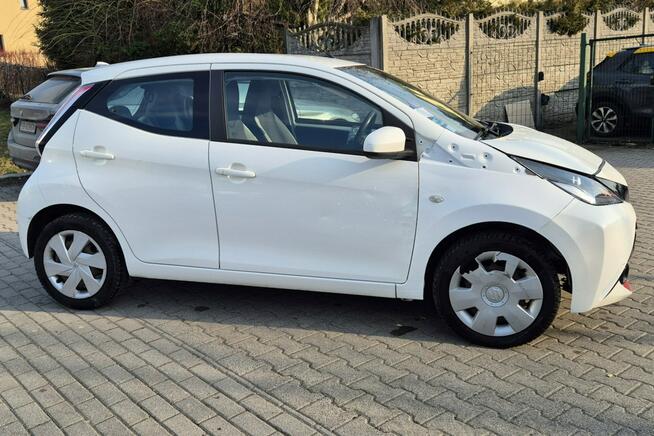 Toyota Aygo 1.0 70KM Klimatyzacja Wspomaganie Radio MP3 Świętoszówka - zdjęcie 7