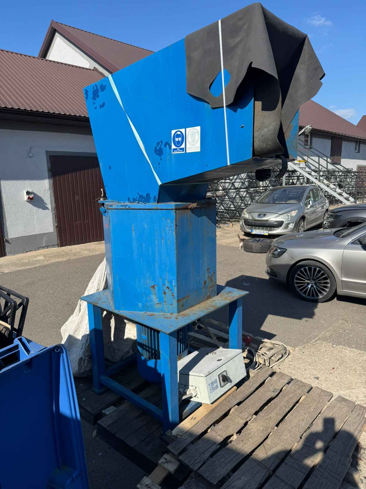 Sprzedam kruszarkę - młynek do plastiku Turek - zdjęcie 5