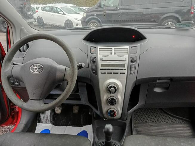 Toyota Yaris Janów Lubelski - zdjęcie 12