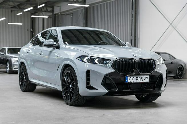 BMW X6 40i 381KM M-Sport Pro. Nowa 542.700 zł. Pneumatyka, Hak. Węgrzce - zdjęcie 4
