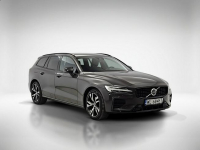 Volvo V60 B4 D Plus Dark aut ! Z Polskiego Salonu ! Faktura Vat ! Warszawa - zdjęcie 7