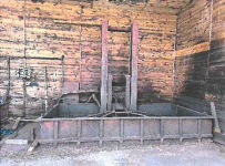 syndyk sprzeda  dwie wanny do impregnacji drewna