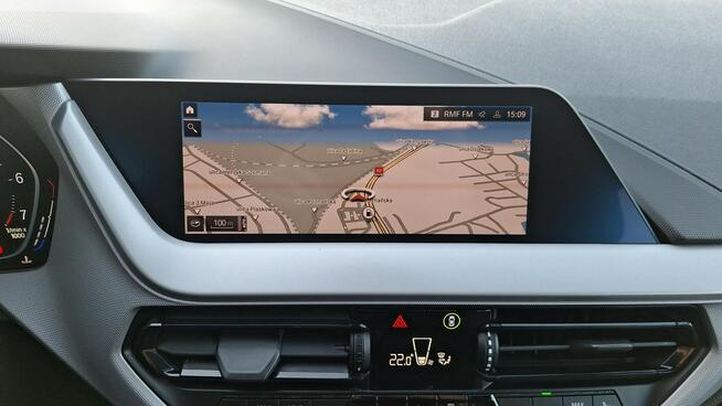 BMW 118i Advantage aut Swarzędz - zdjęcie 11