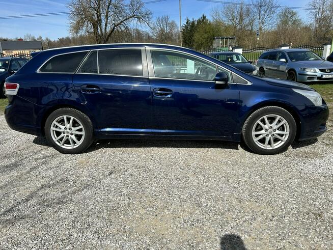 Toyota Avensis Nowe Iganie - zdjęcie 4