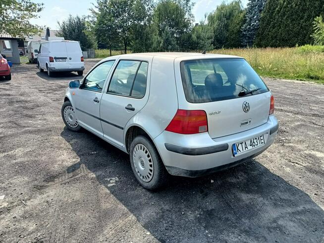 Volkswagen Golf 1.4 98r Tarnów - zdjęcie 3