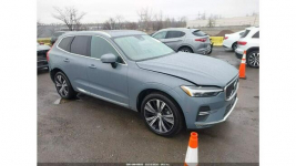 Volvo XC 60 / 4x4 / bogata wersja / niski przebieg /