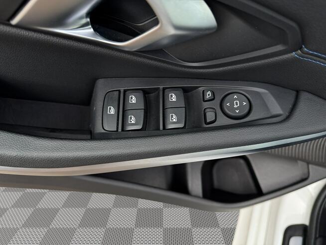 GD9P072#318i M Sport Podgrz.f K.cof LED Pół skóra Salon PL VAT23% Gdynia - zdjęcie 11