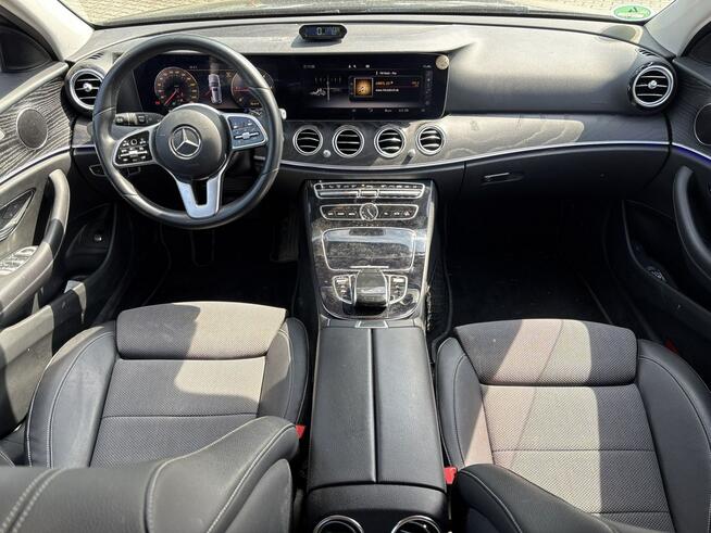 Mercedes-Benz E200d FULL LED asysta KAMERA pdc NAVI serwis 2019 Tychy - zdjęcie 3