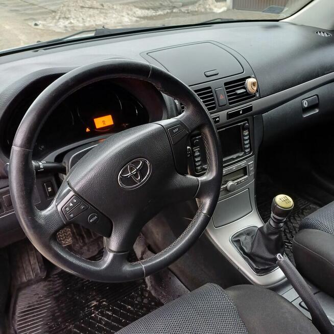 Toyota Avensis D-4D 2007r. Kielce - zdjęcie 10