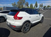 Volvo XC 40 R-Design / AWD / T5 / niski przebieg Chwaszczyno - zdjęcie 4