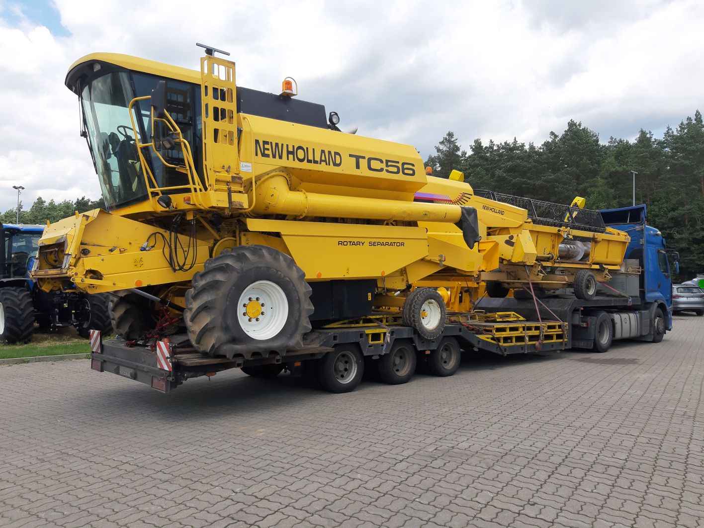Niskopodwoziowy Transport Maszyn Rolniczych Budowlanych Ponadgabarytów Gdańsk - zdjęcie 8