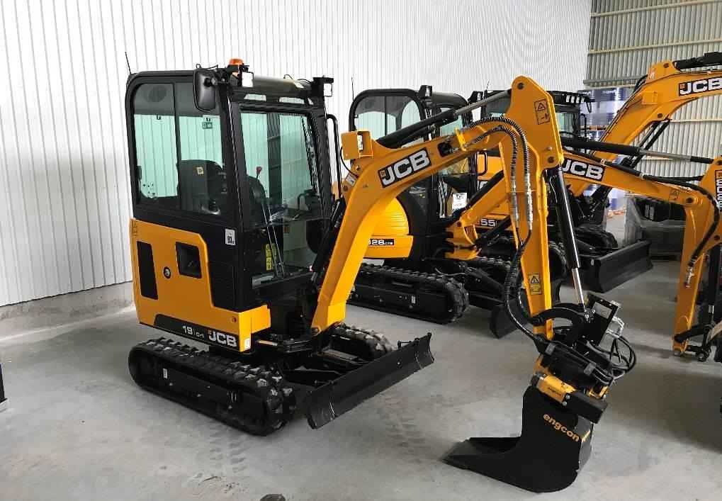 JCB 19C 2019 z glebogryzarka obrotowa Engcon Praga-Południe - zdjęcie 1