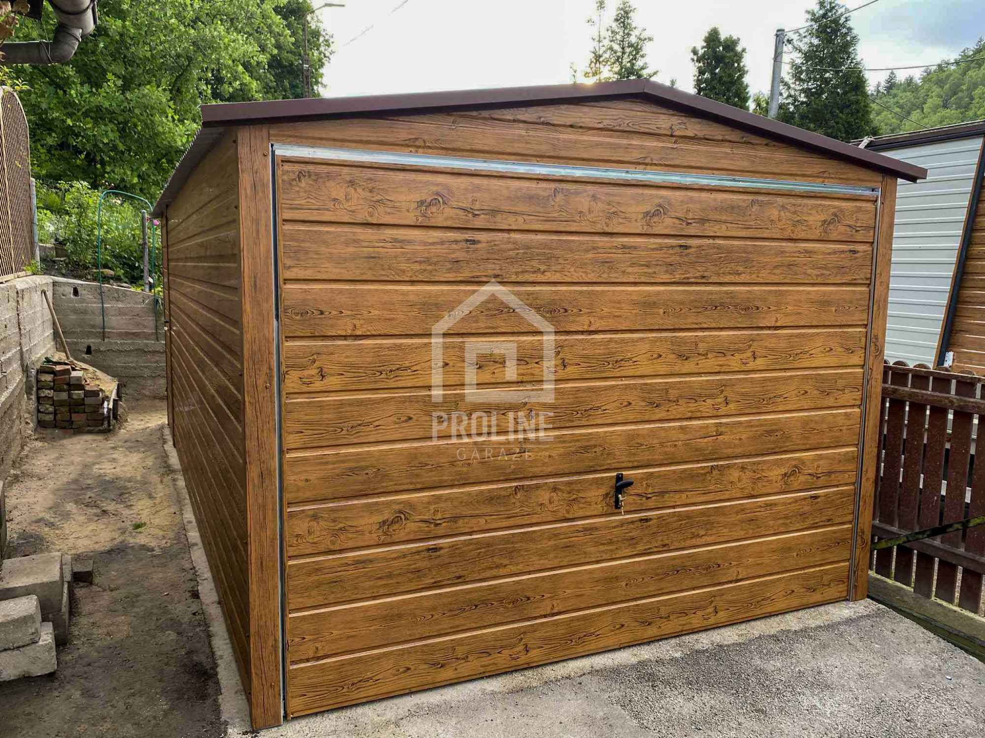 Garaż blaszany 3x5m Brama uchylna drewnopodobny dach dwuspadowy PLG160 Sopot - zdjęcie 2