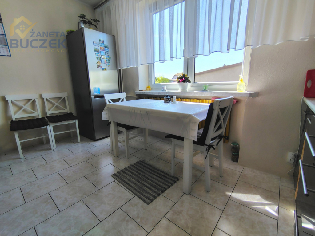 Duży dom z potencjałem na sprzedaż Iłów - zdjęcie 10