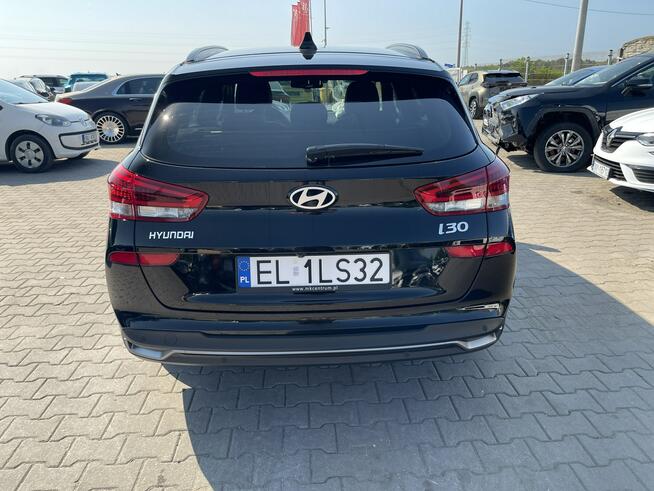 Hyundai i30 Salon PL Automat Podgrz. Klimatronik Kamera Skóra Gliwice - zdjęcie 5