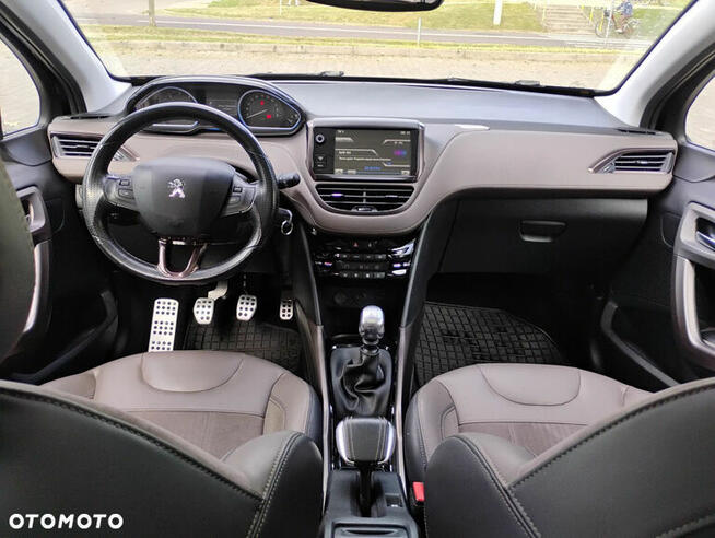 Peugeot 2008 2013r, 1.6HDI 115KM. Panorama. LED. 154000km. Parczew - zdjęcie 5