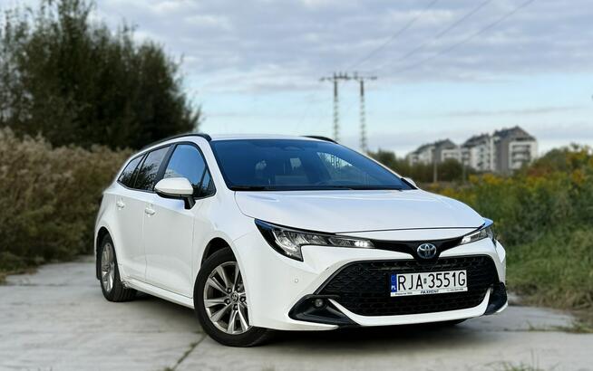 Toyota Corolla 1.8 Hybrid Comfort LPG Rzeszów - zdjęcie 3