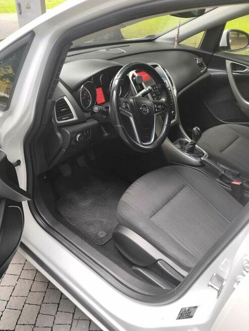 Opel Astra 1.4 2011 Dębica - zdjęcie 2