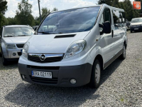 Opel Vivaro 2,0 benzyna 115 9 osobowy  klima.
