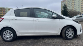 Toyota Yaris 2017 niski przebieg Wałbrzych - zdjęcie 6