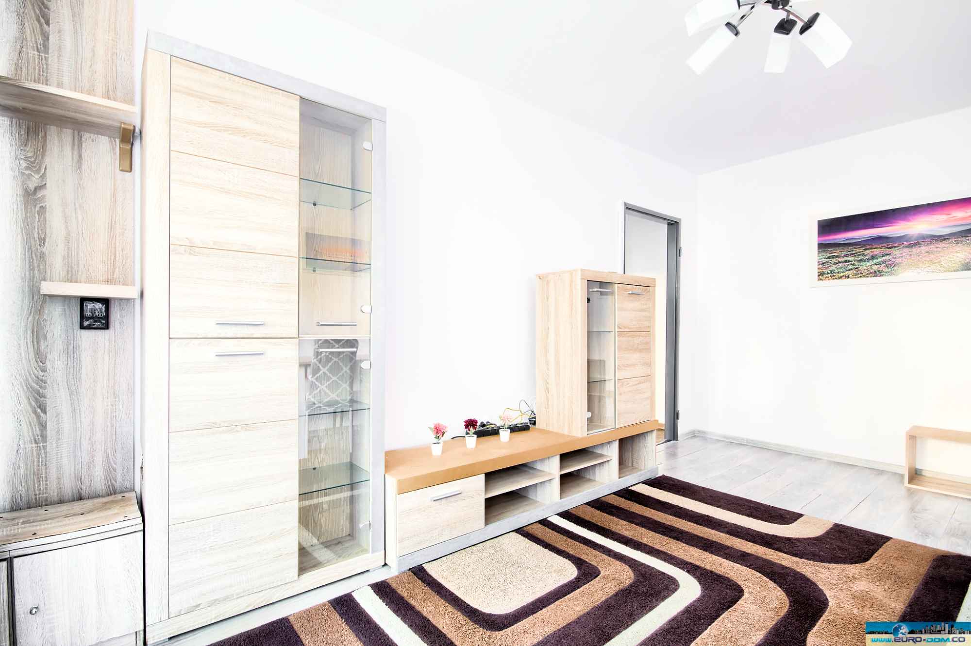 Przestronne 3 pokojowe mieszkanie Nowe Miasto - zdjęcie 4