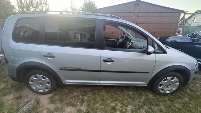 Sprzedam Volkswagen Touran siedmioosobowy 2009 rok Rokocin - zdjęcie 7