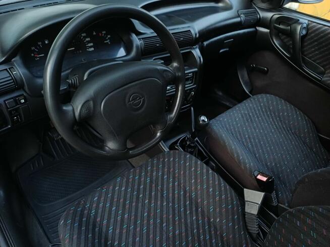 Opel Astra F 1.4 202tys km Stalowa Wola - zdjęcie 12