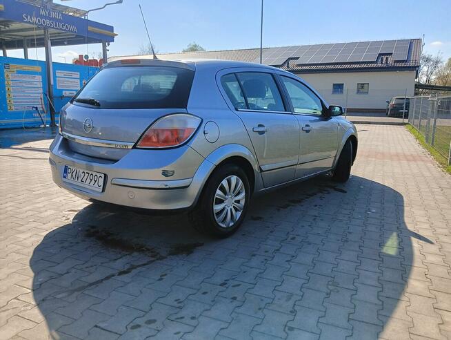Opel Astra Konin - zdjęcie 2