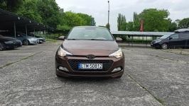 Hyundai i20 bardzo zadbany,  pierwszy właściciel, niski przebieg Tomaszów Mazowiecki - zdjęcie 2