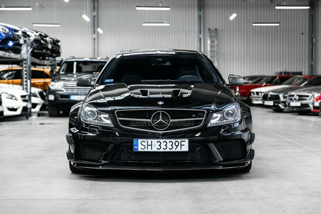 Mercedes C 63 AMG C63 AMG BLACK SERIES. Niski przebieg. Pakiet AERO. Węgrzce - zdjęcie 2