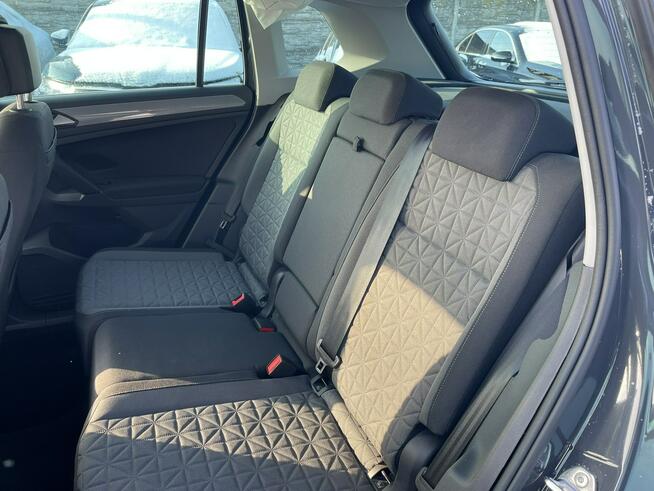 Volkswagen Tiguan Automat Klimatronik Podgrzewanie Kamera Gliwice - zdjęcie 12