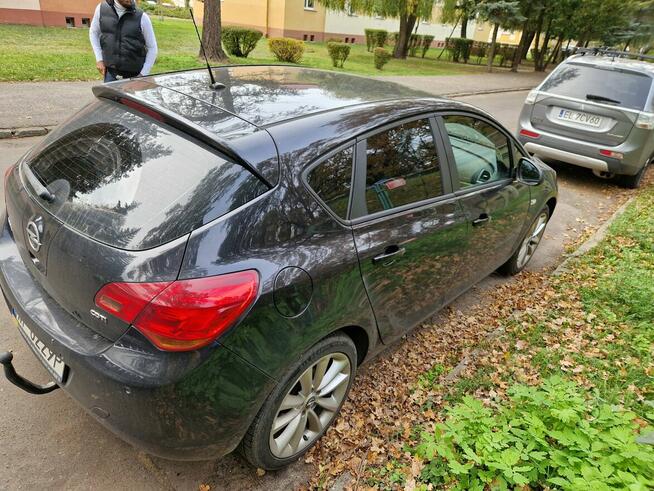 Opel Astra J – sprzedaż syndyka Łódź - zdjęcie 4