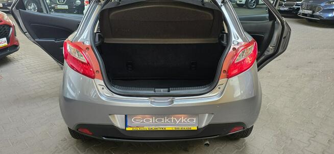 Mazda 2 ZOBACZ OPIS !! W podanej cenie roczna gwarancja Mysłowice - zdjęcie 11