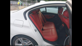 BMW 330 xDrive / M-Pakiet / niski przebieg Wrocław - zdjęcie 11