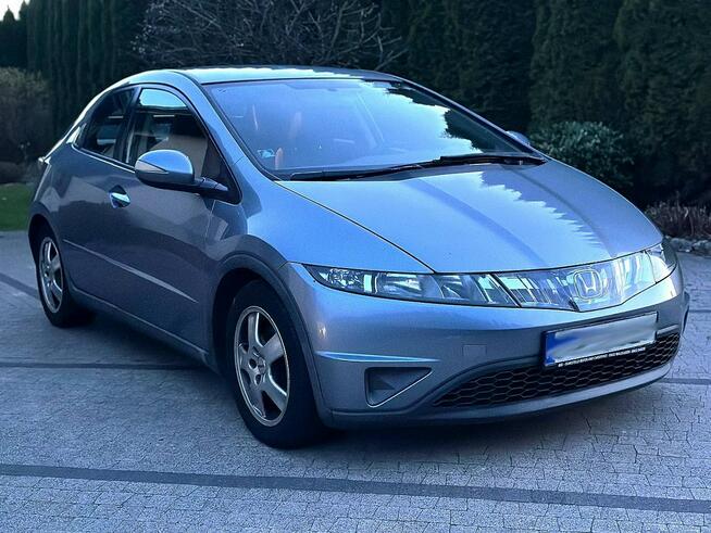 Honda Civic VIII 2.2i-CTDI 140KM Comfort Opłacona Wrocław - zdjęcie 2