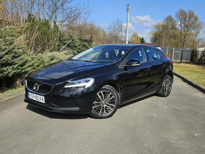 Volvo V40 Kamera Cofania* Ładne i Zadbane* Momentum* Rok GWARANCJI Opoczno - zdjęcie 2