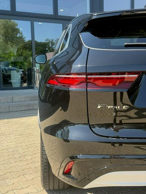 Jaguar F-Pace 2.0D I4 204 PS AWD Auto SE, Salon PL, Serwis ASO, JLR Łódź - zdjęcie 10