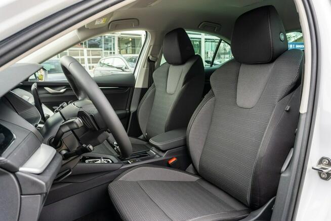 Škoda Octavia Edition 130 Selection 1.5 TSI m-HEV 150 KM DSG Demo Łódź - zdjęcie 12