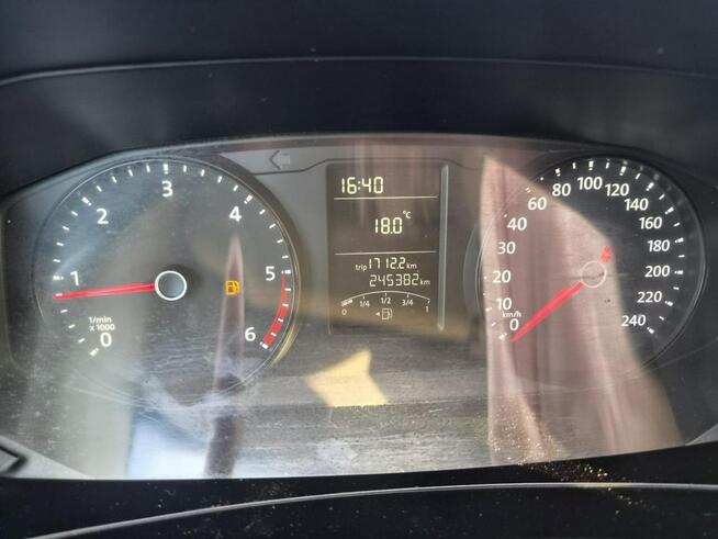 Volkswagen Transporter T6 długi osobowy Kutno - zdjęcie 11