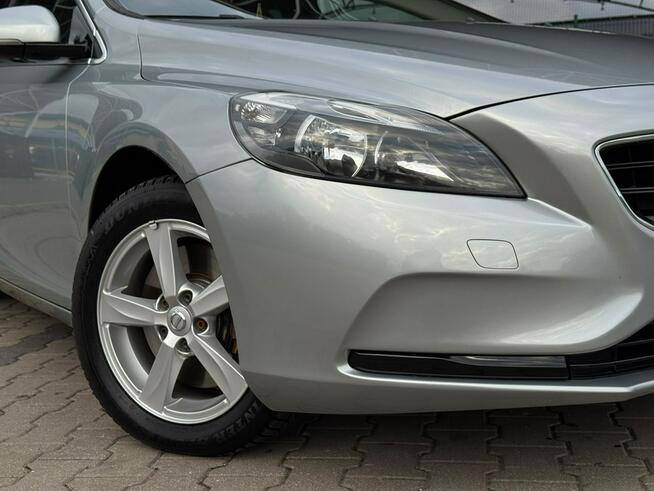 Volvo V40 D3 Summum Manual Klima  Nawigacja Kamera Serwis 2 Klucze Ostrów Mazowiecka - zdjęcie 3