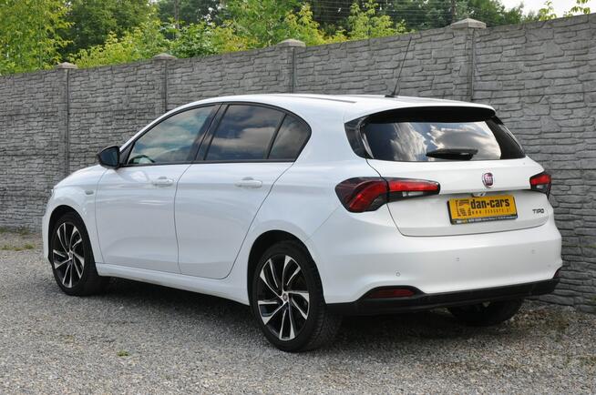 Fiat Tipo 1.4 120KM T-Jet hatchback LED Navi Kamera Czujniki Dąbrowa Górnicza - zdjęcie 3