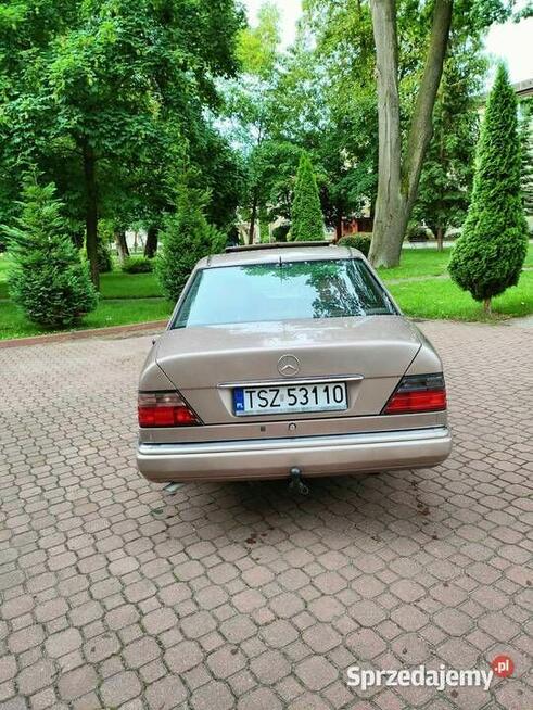 Mercedes W124 E250D ASB Staszów - zdjęcie 6