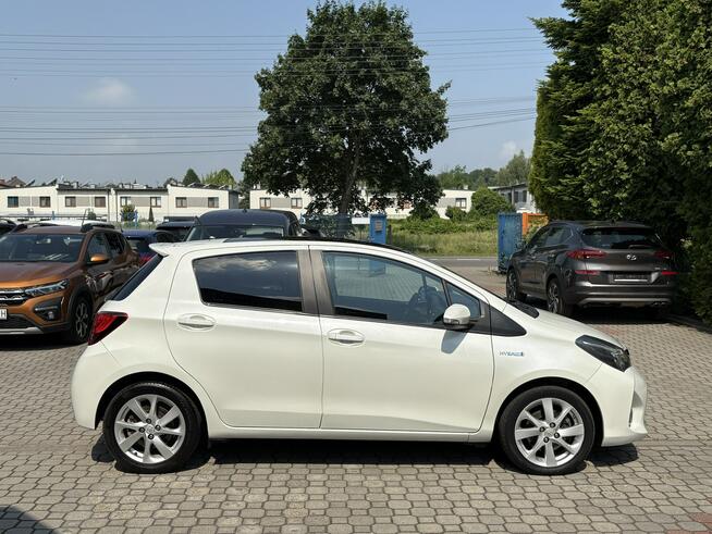 Toyota Yaris Rezerwacja Tarnowskie Góry - zdjęcie 5