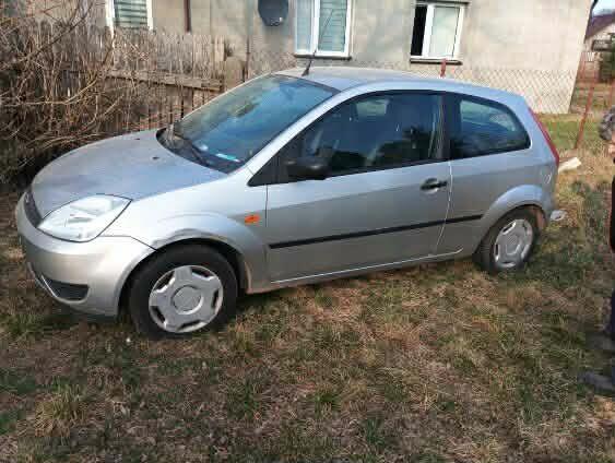 FORD FIESTA 1,3 BENZYNA 2005 ROK Rogóźnia - zdjęcie 1