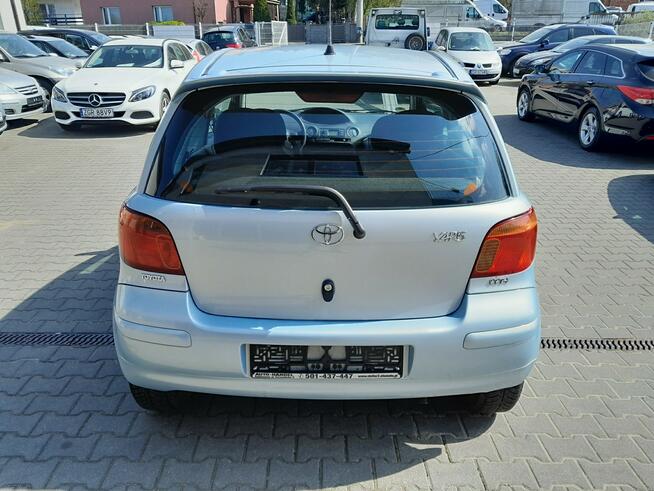 Toyota Yaris 1.3i klima elektryka stan BDB Gryfino - zdjęcie 6